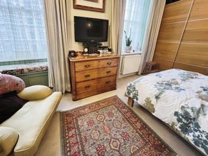 Master bedroom- click for photo gallery
